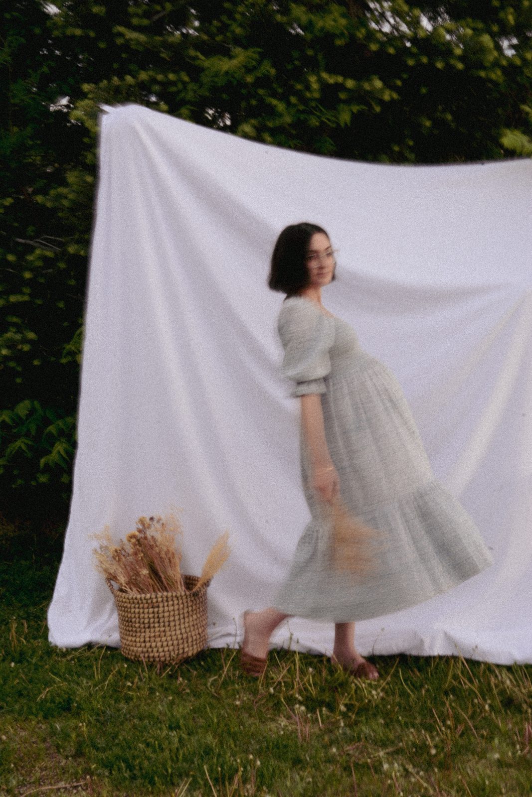 Dreamy maternity portrait